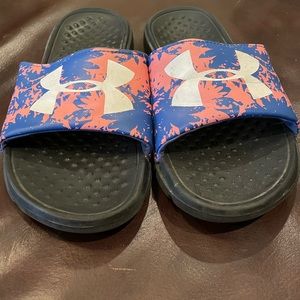 Under armour slide sandals size 4